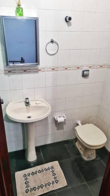 100Mts Da Praia Com Churrasqueira, Piscina E Wi-Fi Caraguatatuba Luaran gambar